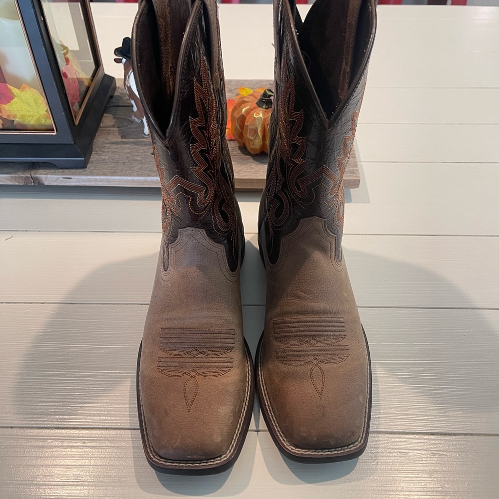 Ariat Men’s Layton Brown and Chocolate Chip Shock Shield Wide Square Toe Boots